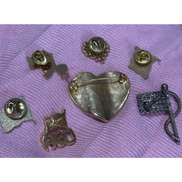 American Flag Lapel Pin Set USA Bling Event Patriotic Red White Blue Heart - Picture 4 of 7